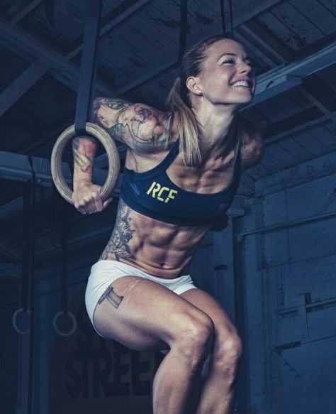 Rings muscle up CrossFit